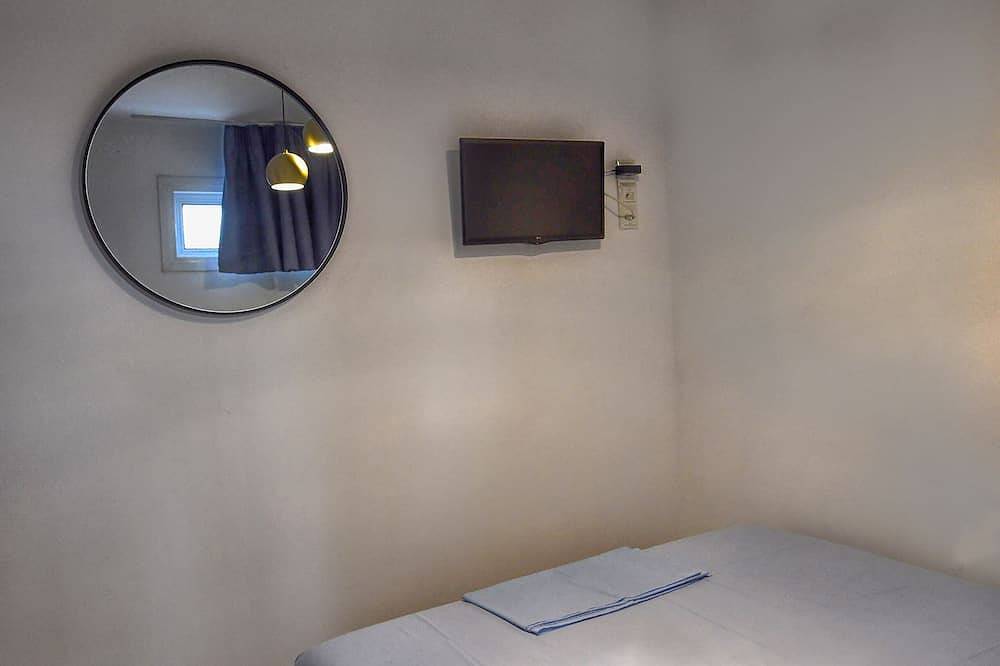 Appartamento intero, Piccolo appartamento accogliente-Sun Garsoniera in Arta unità periferica