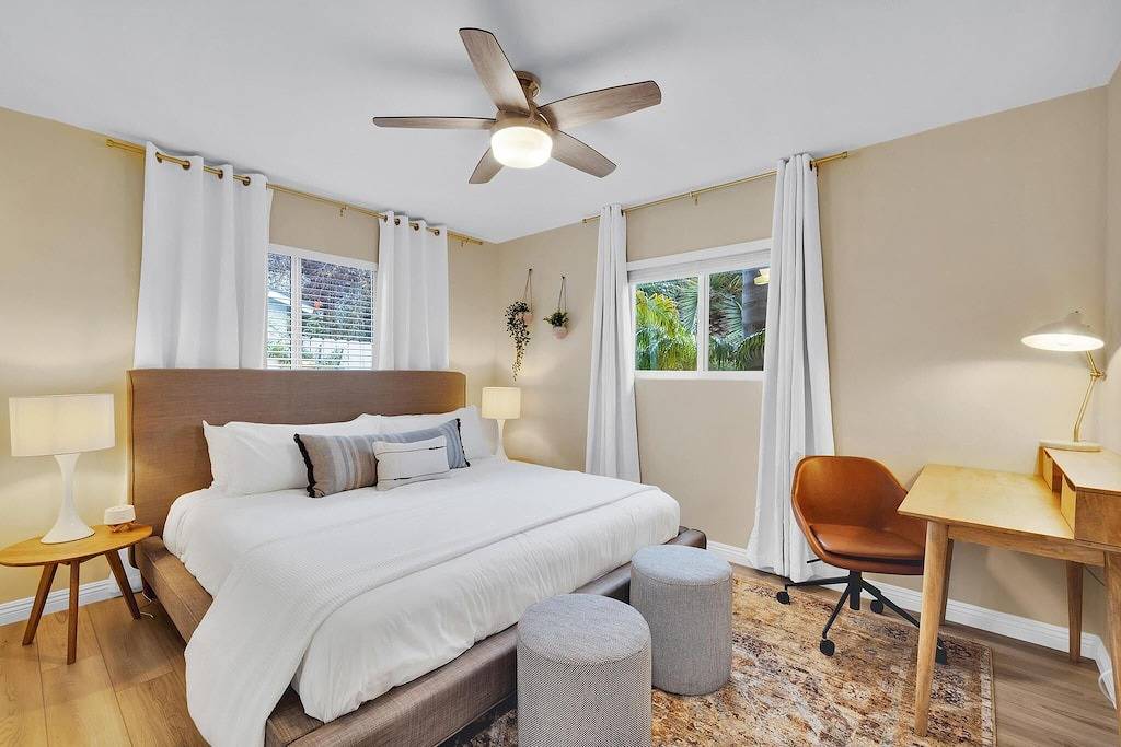 Sunny Modern Family Home I Near Beach + Eateries in Carlsbad, San Diego County