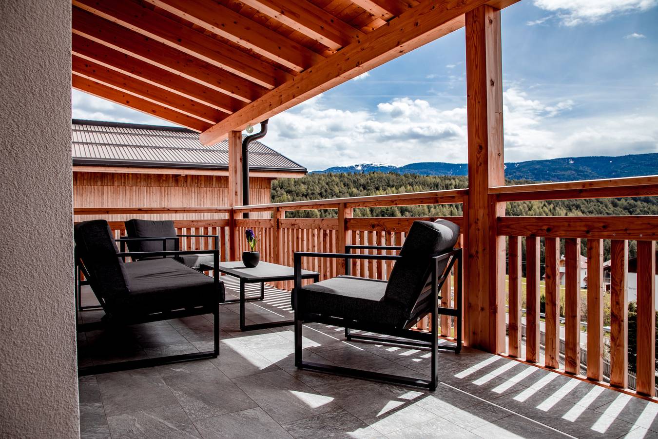 Ganze Wohnung, Ferienwohnung "Kieserhof Alm" mit Bergblick, privater Terrasse und Wlan in Terenten, Dolomiti Superski