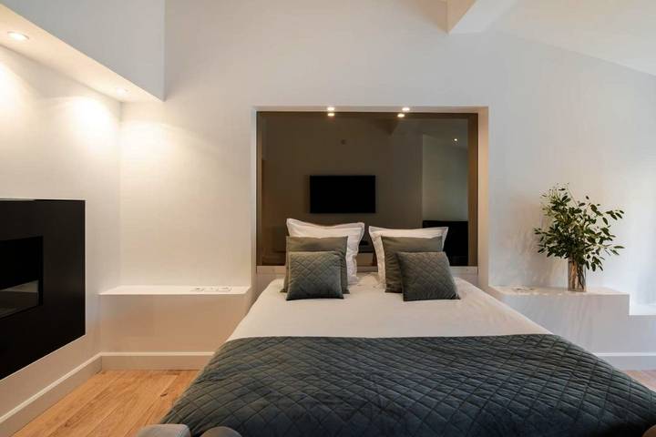 Gîte pour 2 personnes, avec jacuzzi dans Office De Tourisme De Carcassonne - 3