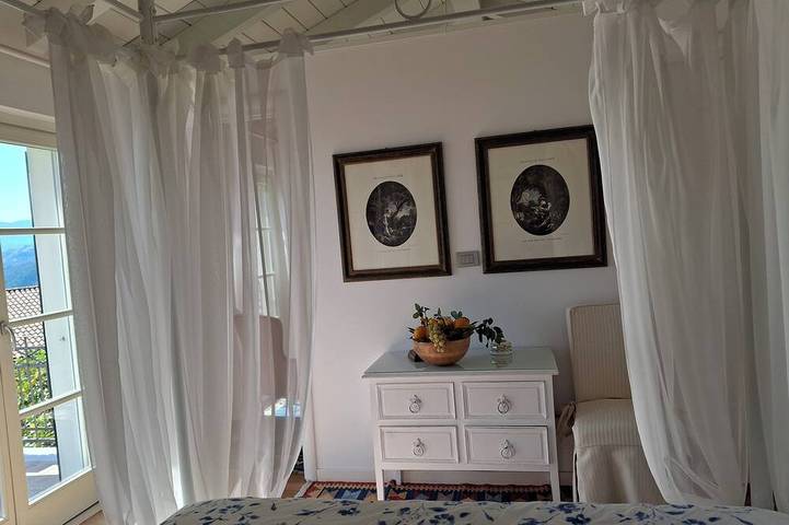 Entire apartment, Suite In Villa With Gulf View in Carozzo, La Spezia