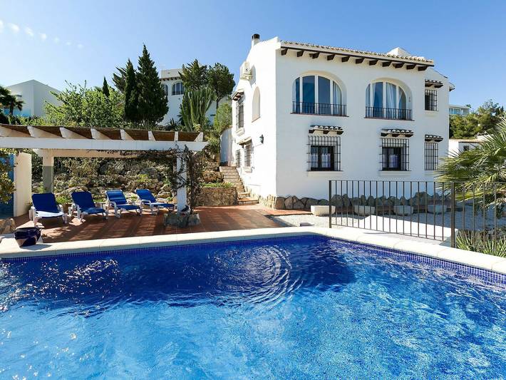 Chalet para 6 personas, con terraza en Pego