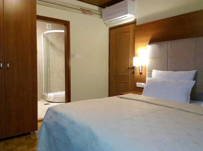 Chambre d’hôte pour 2 personnes, avec terrasse, animaux acceptés à Bled - 3