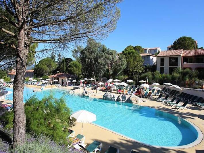 Gîte pour 4 personnes, avec Terrasse et Piscine à Grospierres - 3