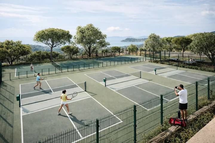 Chalet pour 6 personnes, avec piscine ainsi que terrasse et vue dans le Var - 3