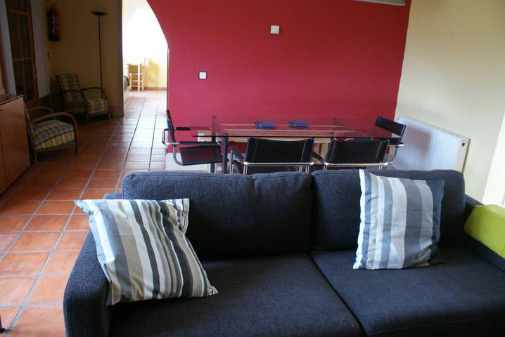 Apartamento de vacaciones para 6 personas, con vistas y jardín en Garrotxa - 4