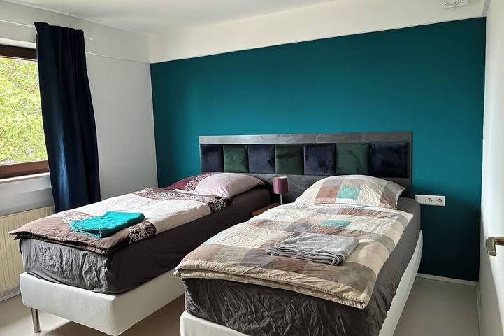 Ganze Wohnung, 3 Room Appartment (70 m2) with 2 Bedrooms, Balcony & Garage in Neckarsulm, Landkreis Heilbronn