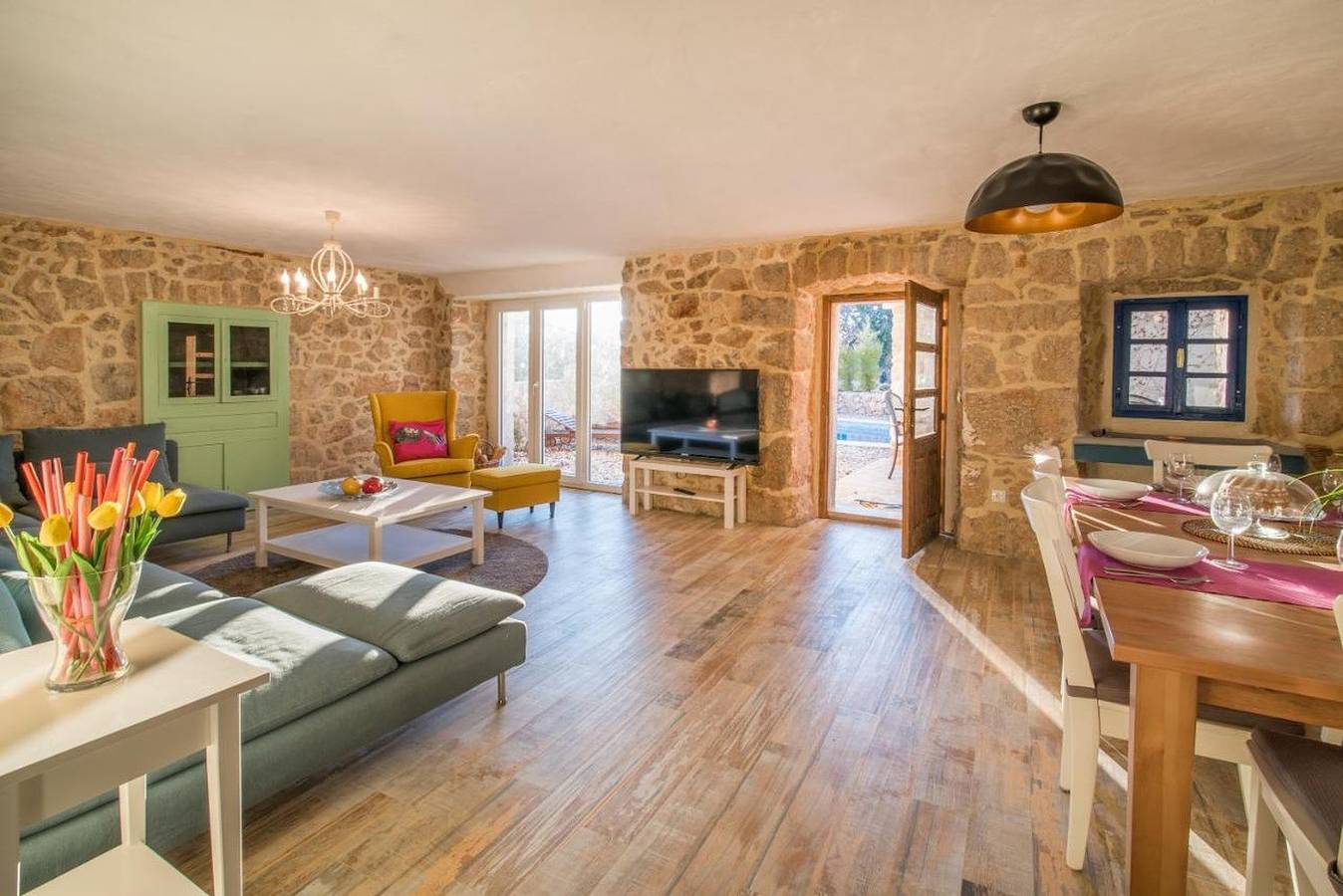Ferienhaus in Garica, mit Pool, Terrasse, Klimaanlage, W-Lan, Waschmaschine (5234-1) in Garica, Krk