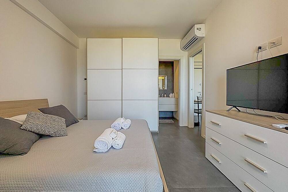 Ganze Wohnung, Charming Stay by the Sea in Porto Sant'Elpidio, Fermo Provinz