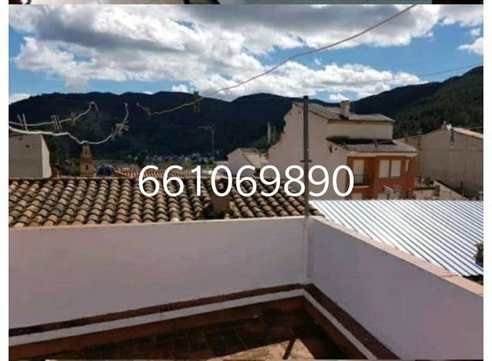 Casa de vacaciones para 10 personas, con vistas y terraza, Se admiten mascotas en Alto Mijares - 2