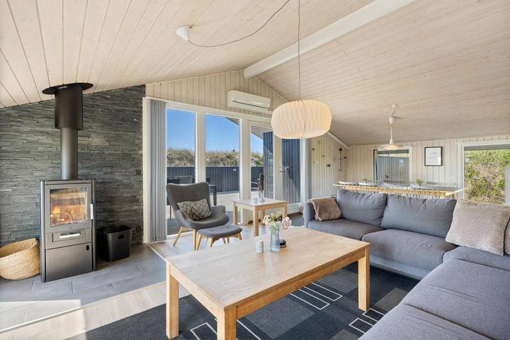 Strandnahes Ferienhaus mit Badetonne und Sauna, Hunde erlaubt in Hvide Sande, Holmsland Klit