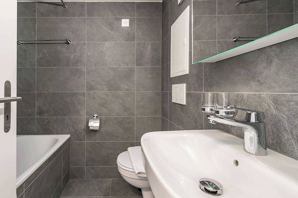 Entire apartment, Book2stay 2-room apartment #6 Ebenalp up to 4 persons in St. Gallen, Lake Constance (Switzerland)