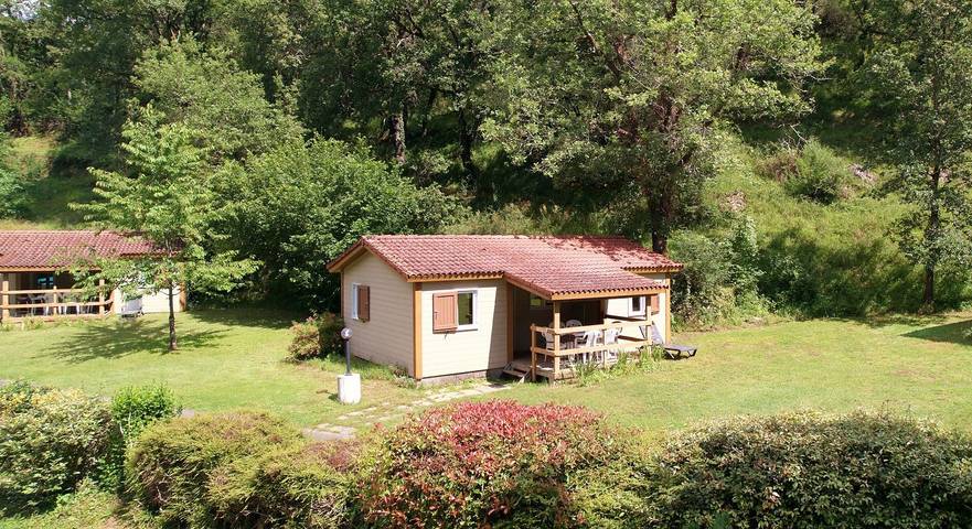Chalet pour 6 personnes, avec terrasse ainsi que piscine et jardin dans l' Aveyron - 3