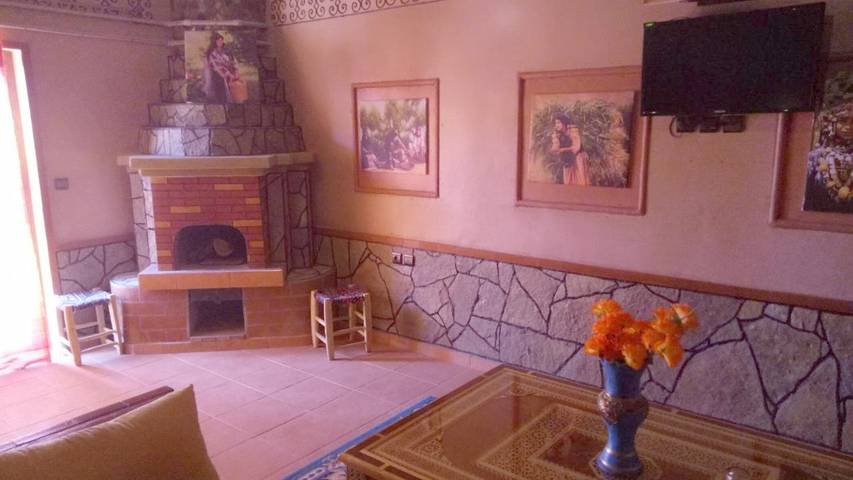 Chambre d’hôte pour 4 personnes, avec bassin pour enfant et vue ainsi que jardin et piscine, animaux acceptés à Boumalne-Dadès - 3