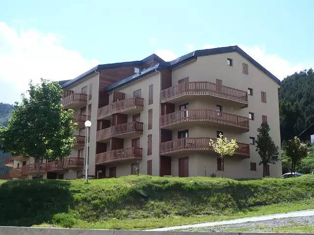 Appartement entier, T2 cabine mezzanine 4/6 personnes in Les Angles, Parc naturel régional des Pyrénées catalanes