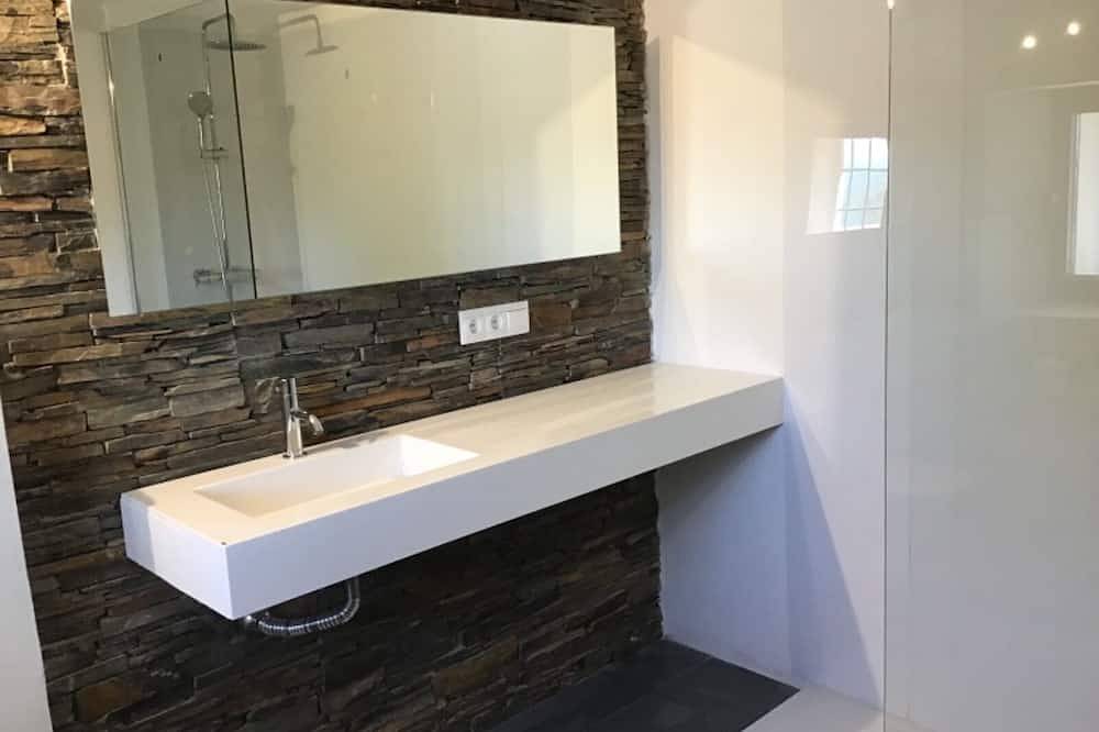 Encantadora villa con hermosas vistas y piscina privada in Las Lomas de Mijas, Mijas
