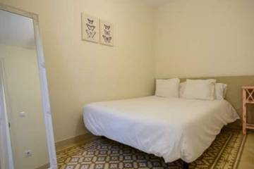 Apartment for 6 People in Girona, Gironès, Photo 2