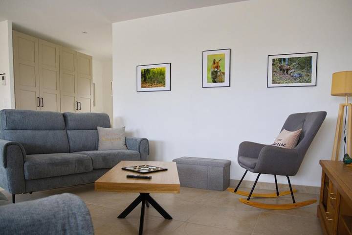 Location de vacances pour 8 personnes, avec jardin et vue à Crézancy-en-Sancerre - 4