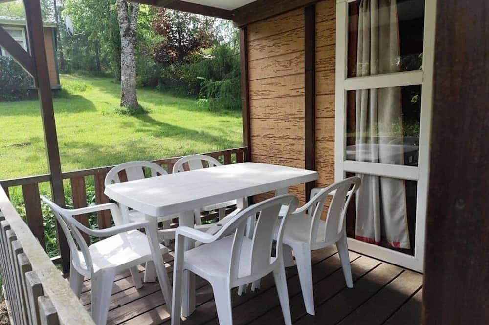 Chalet 2 étoiles - ccbgafb in La Tour-d'Auvergne, Parque Natural Regional Volcans d'Auvergne