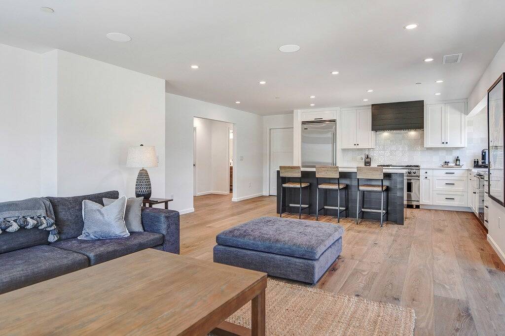 The Burndale Barn Wine Country Vacation Home in California North Coast