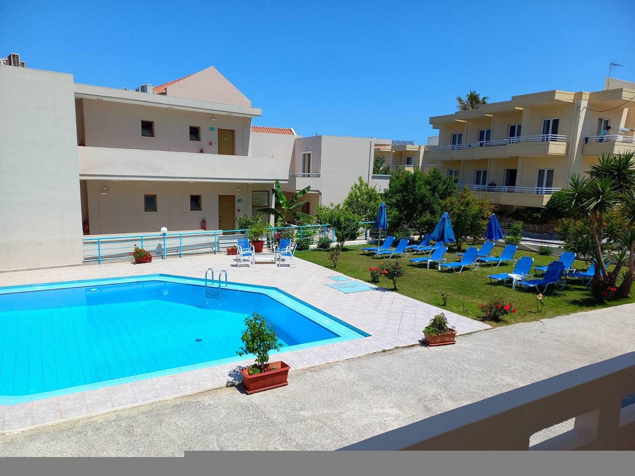 Ganze Wohnung, Litinas Apt with pool & balcony with garden view in Agia Marina, Chania und Umgebung