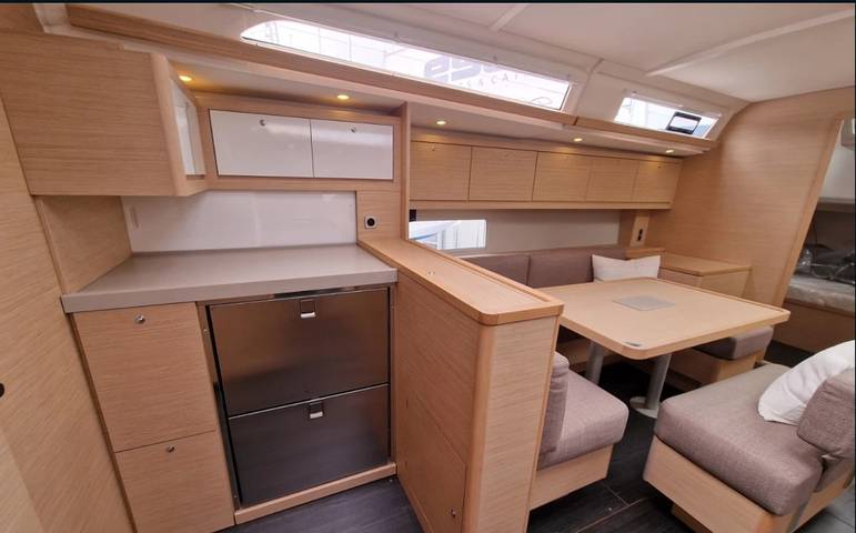 Bateau pour 4 personnes en Provence-Alpes-Côte d'Azur - 4