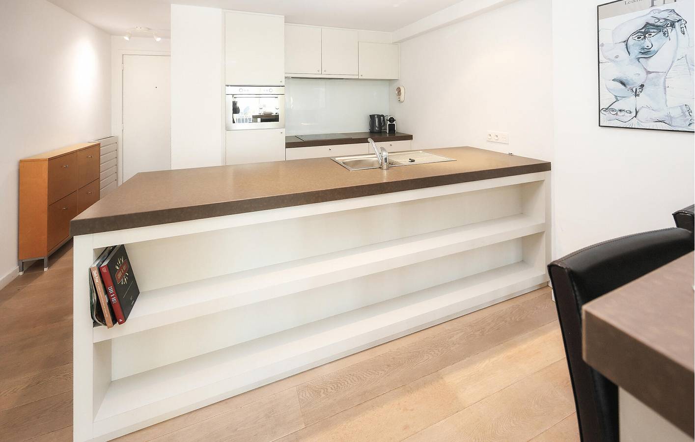 Entire holiday apartment, Holiday apartment for 7 people in Ostend city, Oostende