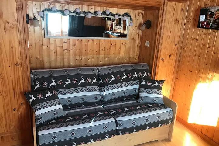 Gîte pour 2 personnes, avec balcon et jardin, animaux acceptés à Le Bouchet-Mont-Charvin - 4