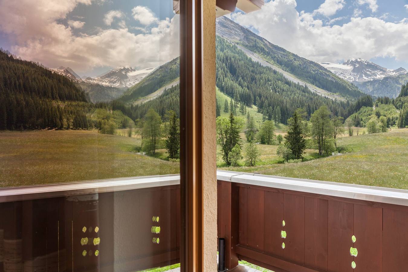 Ganze Wohnung, Ferienwohnung 'Haus Marchegg - Gletscher' mit Bergblick in Hintertuxer Gletscher, Hintertux