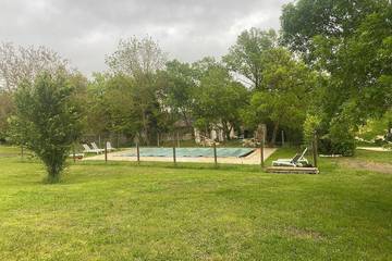 Gîte pour 12 personnes, avec jardin et terrasse à Solomiac