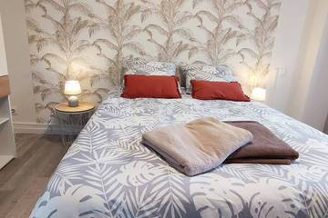 Appartement De Vacances pour 10 Personnes dans Cambrai, Département Nord, Photo 2