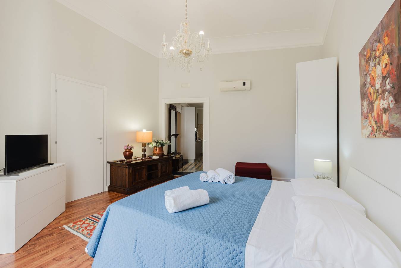 Entire apartment, Apartment 'Appartamento Marsalasuitesawfarm' with Private Terrace, Balcony and Air Conditioning in Marsala, Trapani Province