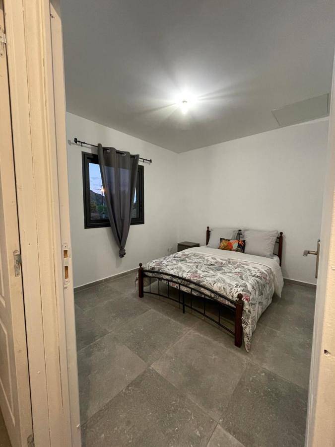 Location de vacances pour 6 personnes, avec vue et terrasse dans Les Makes - 2