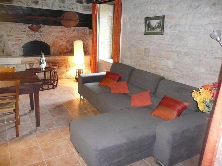 Location de vacances pour 6 personnes, avec Terrasse ainsi que Jardin et Vue à Nailhac - 3