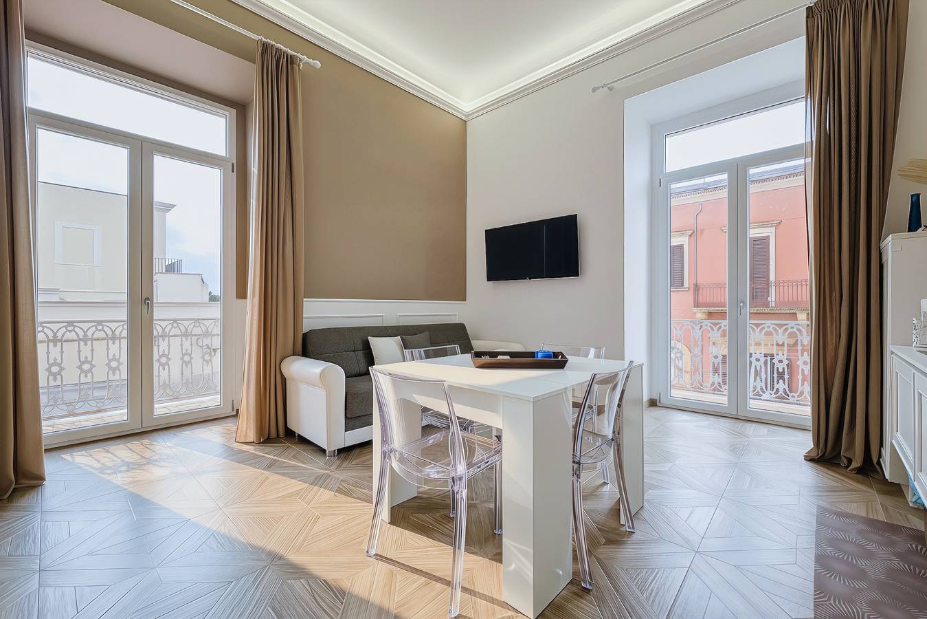 Chambre Triple « Orchidea Celeste » avec vue mer, Wi-Fi et climatisation in Manfredonia, Gargano