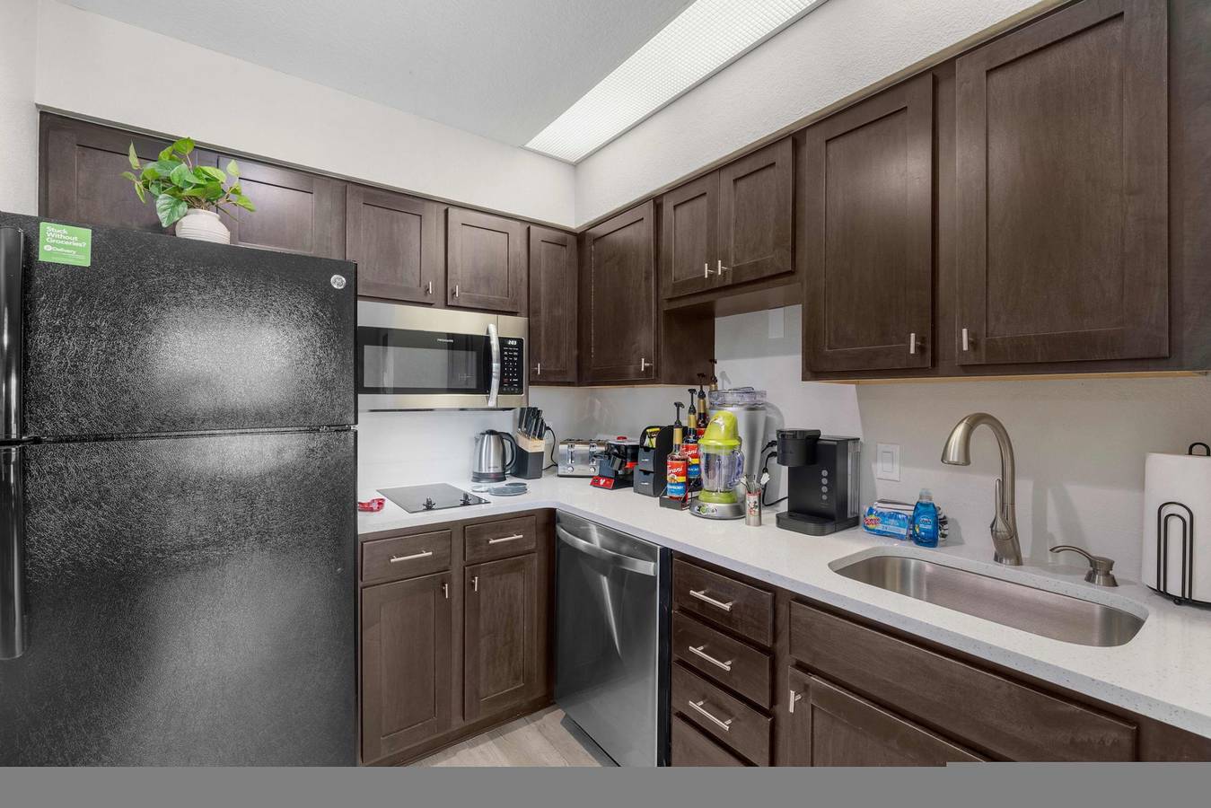 Apartamento entero, Pool View * Disney*Universal*Free Shuttle/Parking in Condado de Orange (FL)