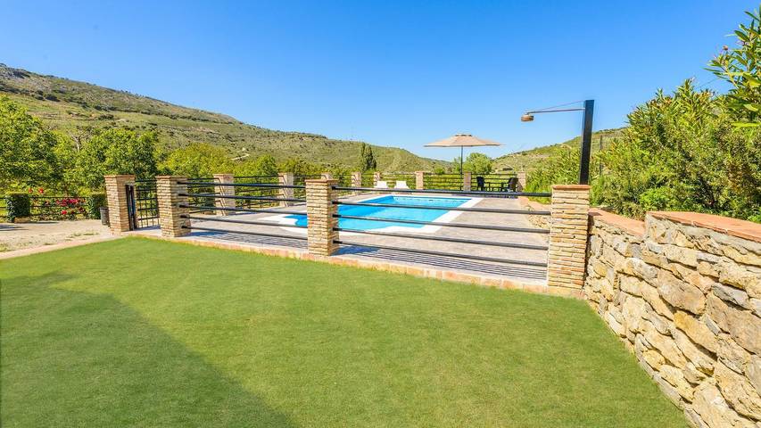 Chalet para 11 personas, con piscina además de balcón/terraza y jacuzzi en Serranía de Ronda - 4