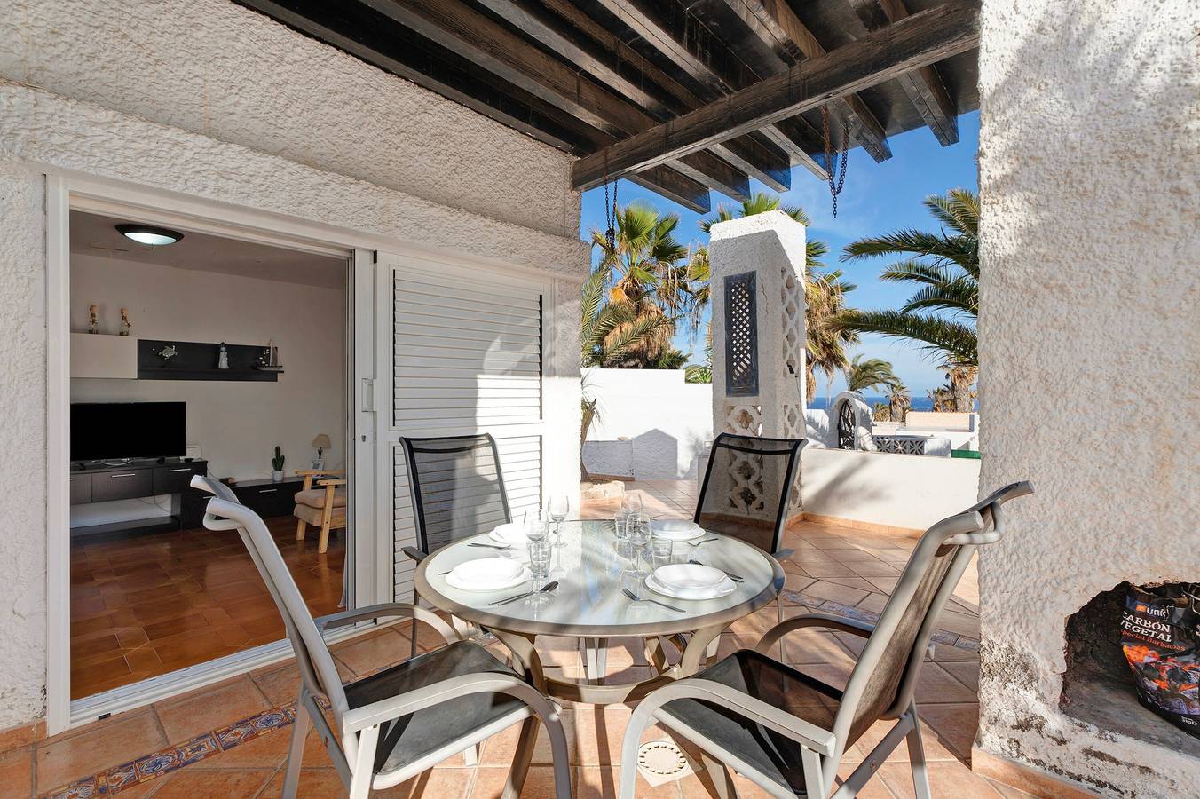 Increíble 'Villa Duque Poris' con vistas al mar, piscina, jardín y Wi-Fi in Porís de Abona, Tenerife Sur