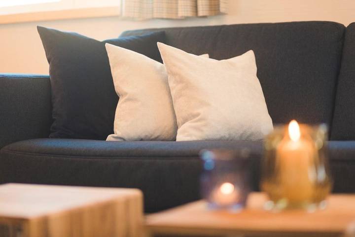 Ferienhaus für 15 Personen, mit Terrasse und Seeblick sowie Ausblick und Sauna, kinderfreundlich in Tirol - 2