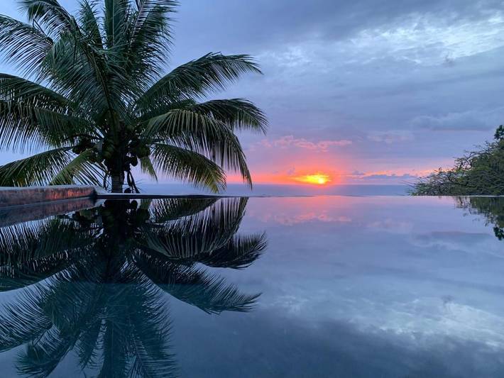 Hotel para 2 personas, con vistas además de jardín y piscina - 1