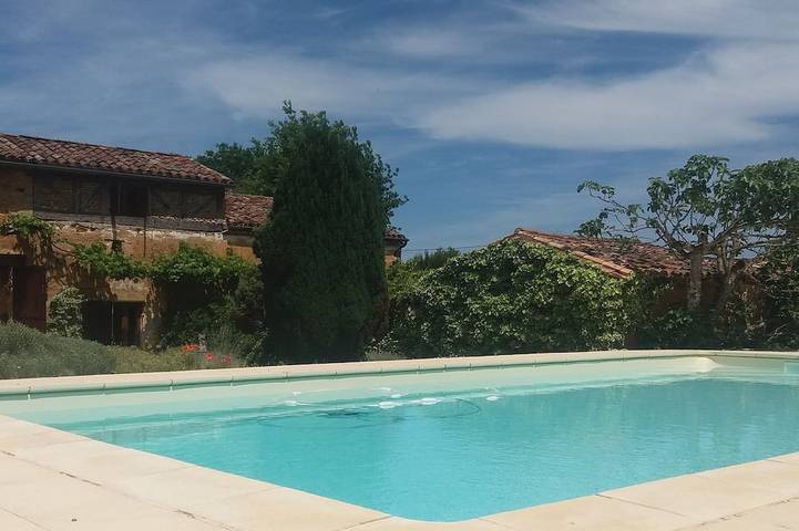 Location de vacances pour 11 personnes, avec Terrasse et Jardin à Bouillac