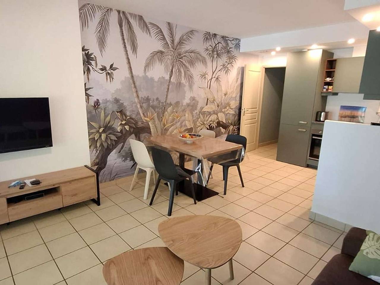Ganze Wohnung, Klimatisiertes Duplex T3 mit Wifi und Parkplatz in Canet-en-Roussillon in Canet-en-Roussillon, Côte d'Améthyste