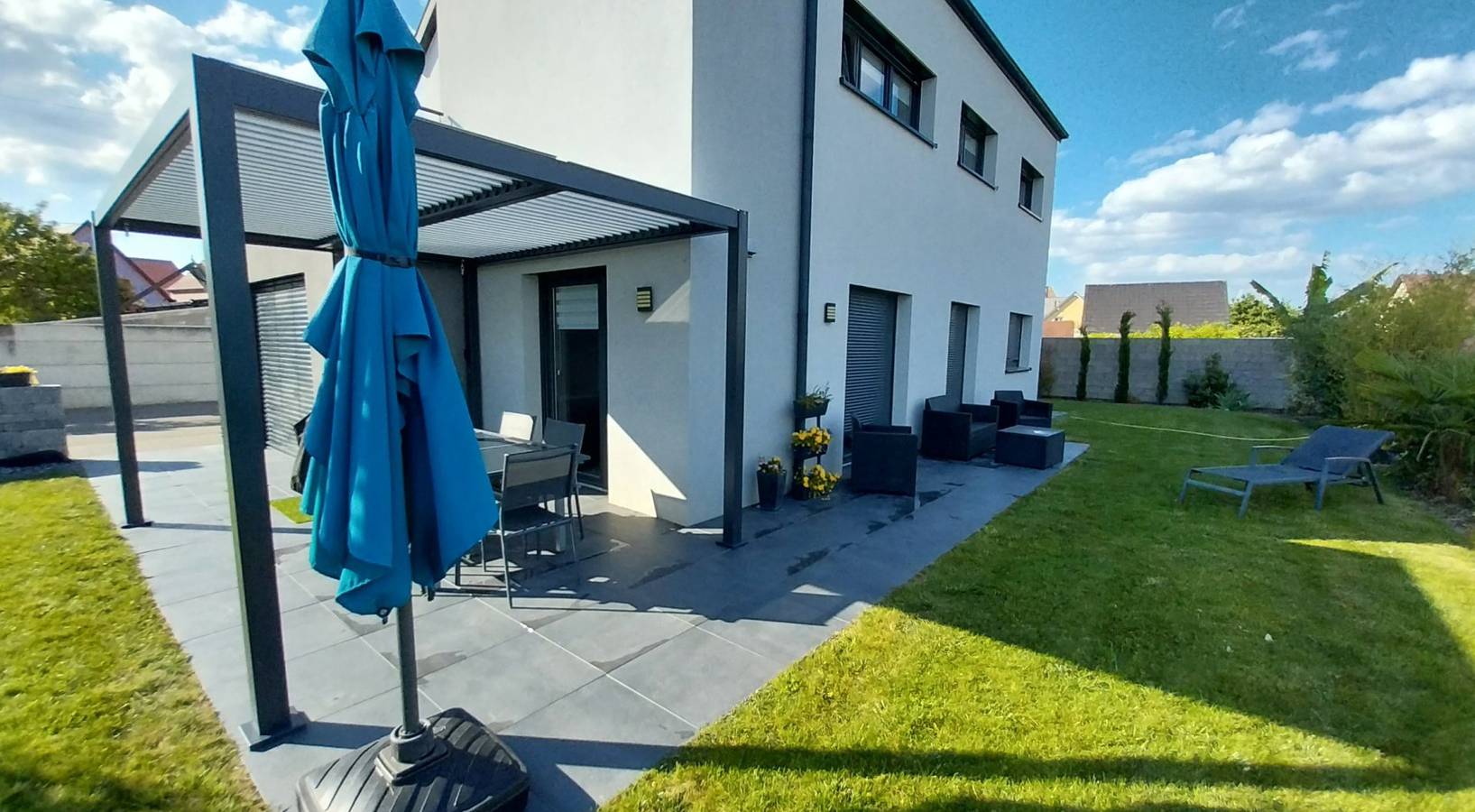 Gîte neuf, Rdc, 70 m², 4 pers., avec jardin, proche Colmar in Bischwihr, Région de Colmar