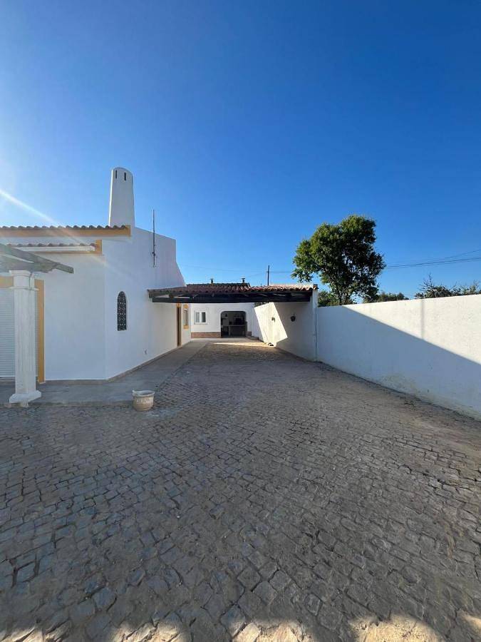 Villa Casa de Campo in Mexilhoeira Grande, Distrito de Faro