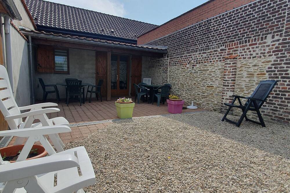 Gite 557. Single-storey, 1-bedroom house 5 minutes from the forest in Saint-Amand-les-Eaux, Valenciennes region