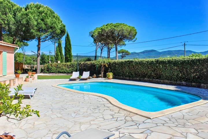 Gîte pour 6 personnes, avec Piscine à Vidauban - 4
