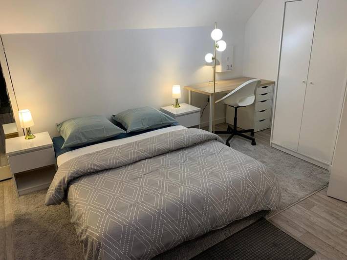 Gîte pour 2 personnes, avec Terrasse et Vue à Limay (homonymie)