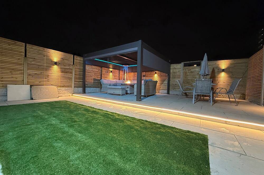 Glamping for 11 People in Birmingham, Birmingham Area