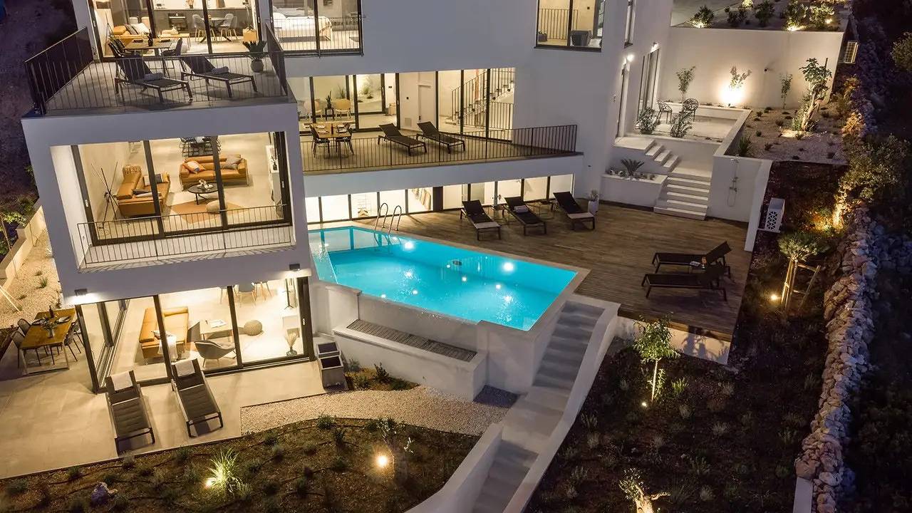Villa für 10 Personen (390 m²) in Ražanj in Razanj, Šibenik-Knin
