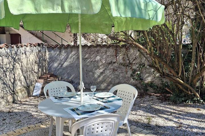 Chez Mamine, a house in the heart of the village in Charavines, Paladru-See